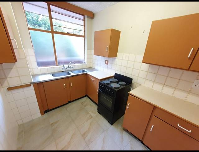 3 BEDROOM APARTMENT FOR SALE IN SINOVILLE